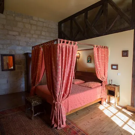 Chateau De * Goudourville